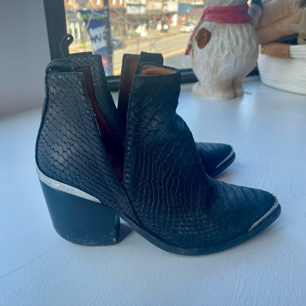 Jeffrey Campbell Cromwell Boots